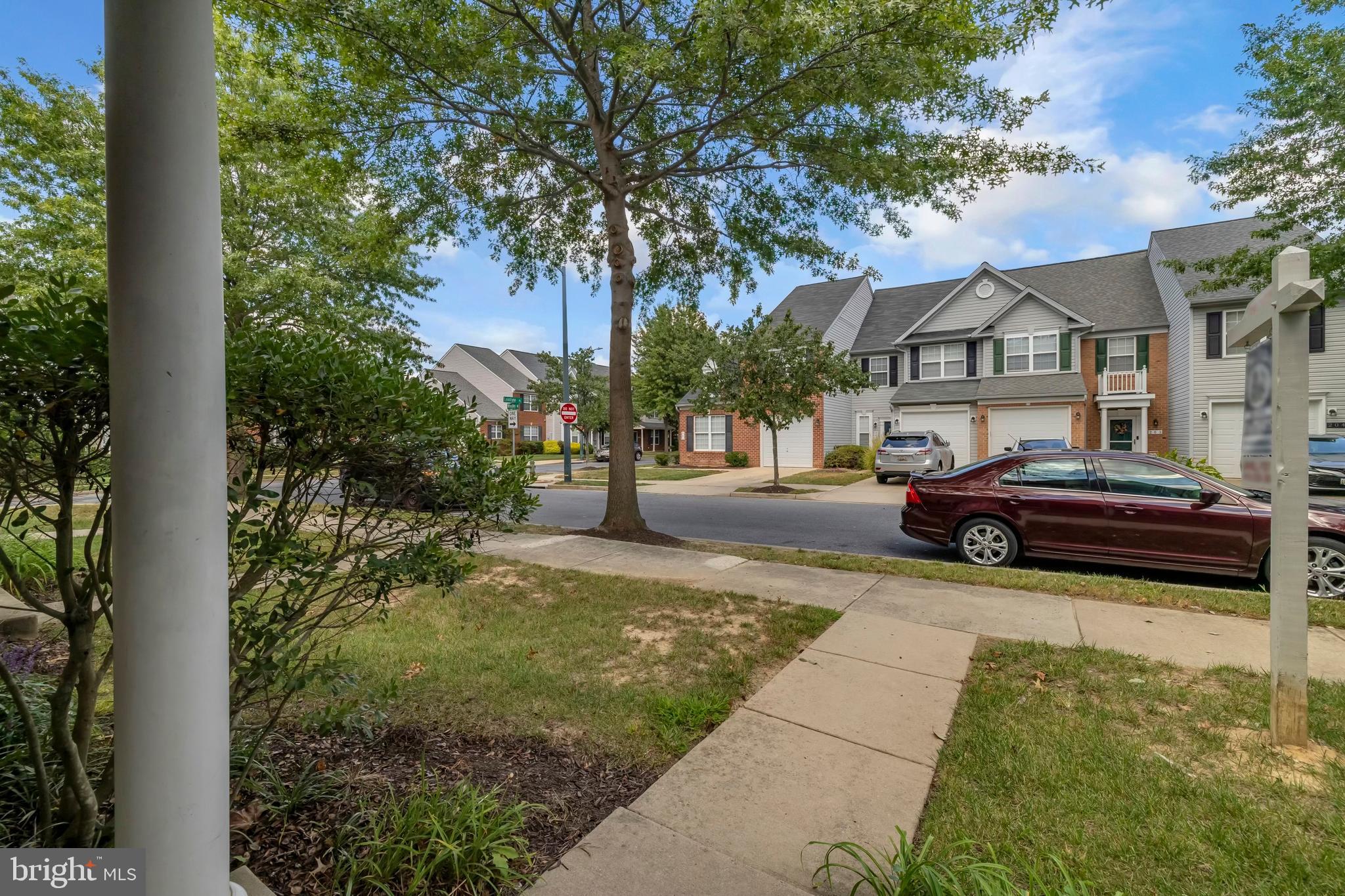 PATRIOT SQUARE - Residential Lease