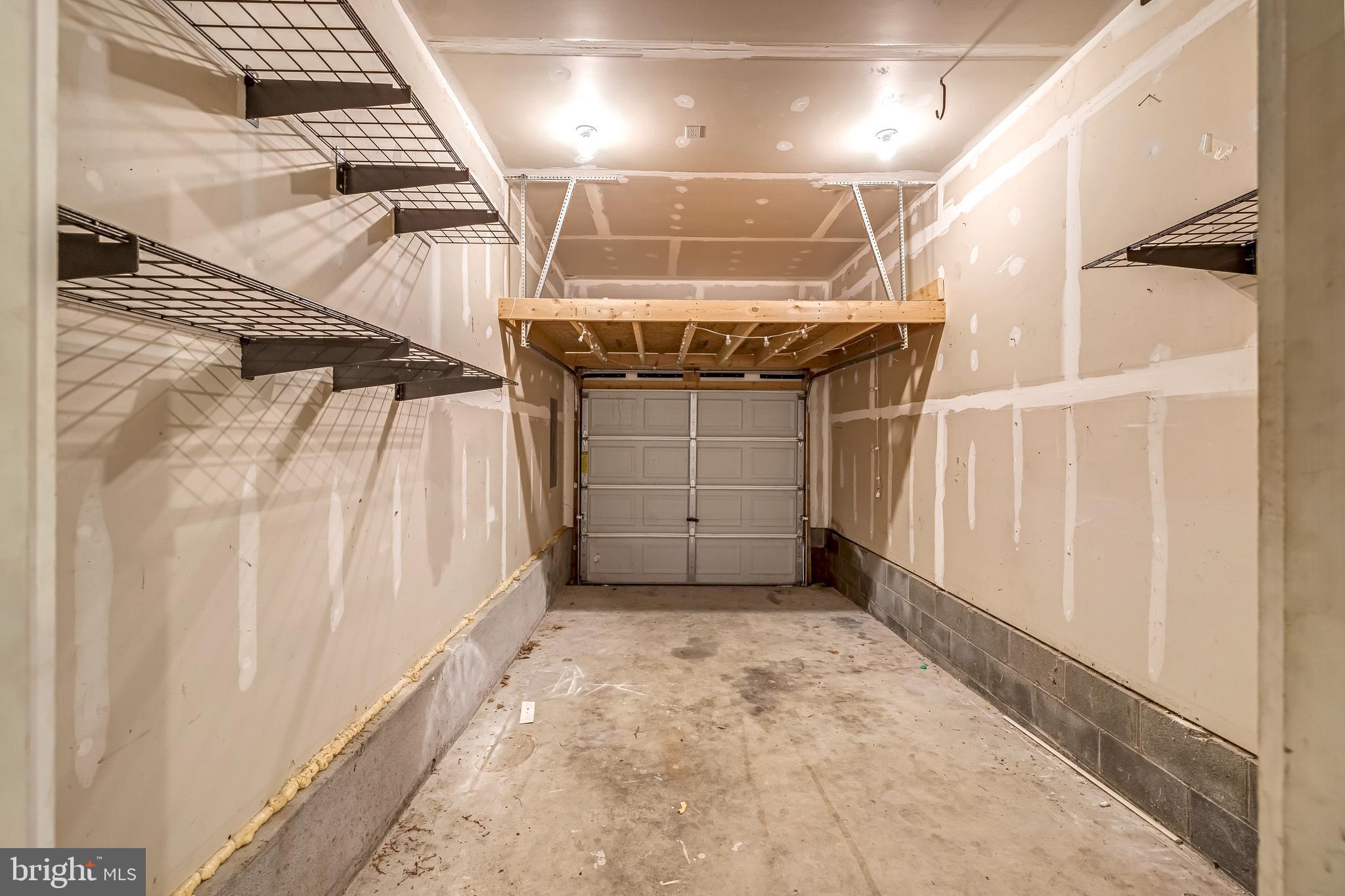 PATRIOT SQUARE - Residential Lease