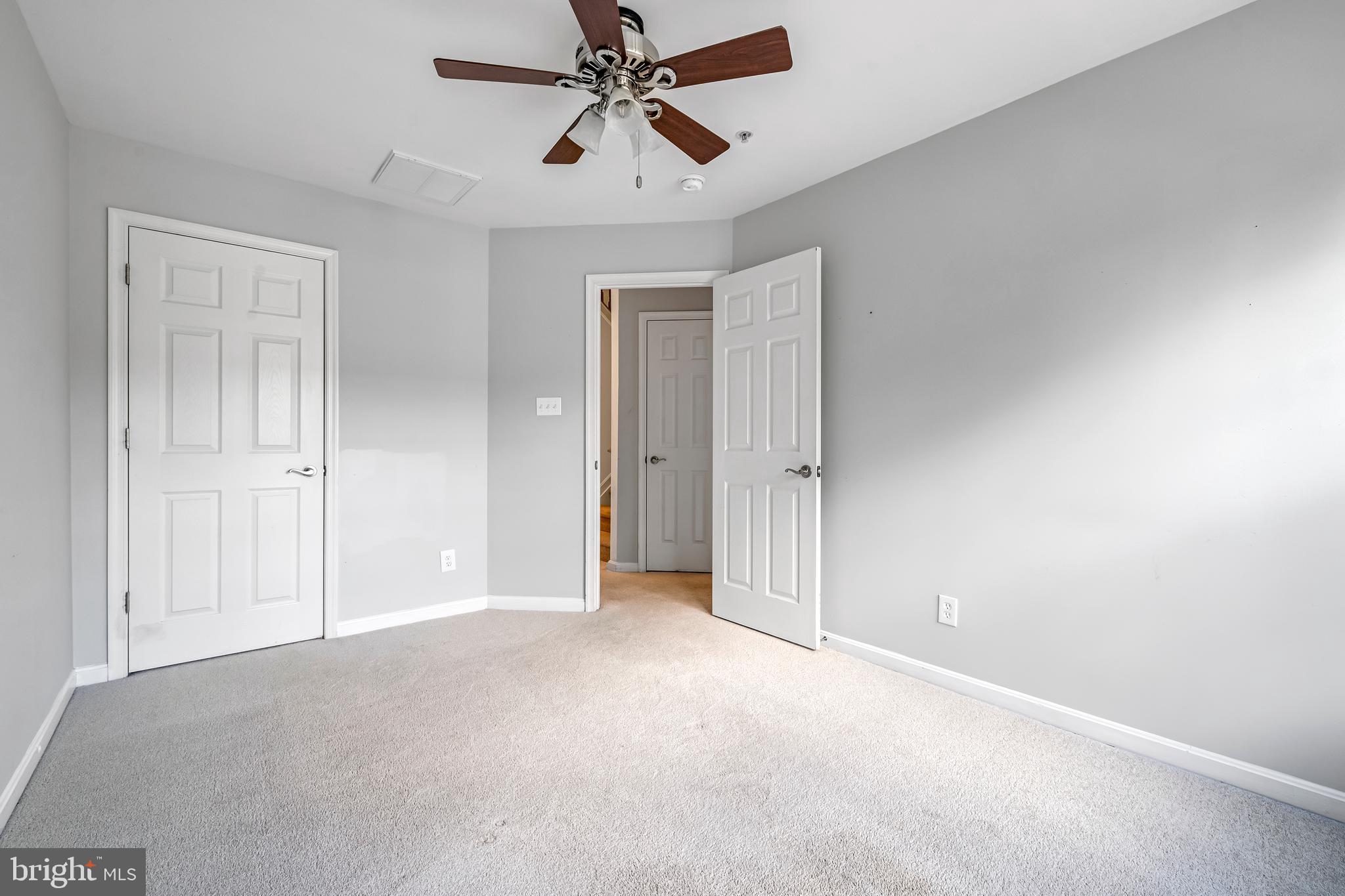 PATRIOT SQUARE - Residential Lease