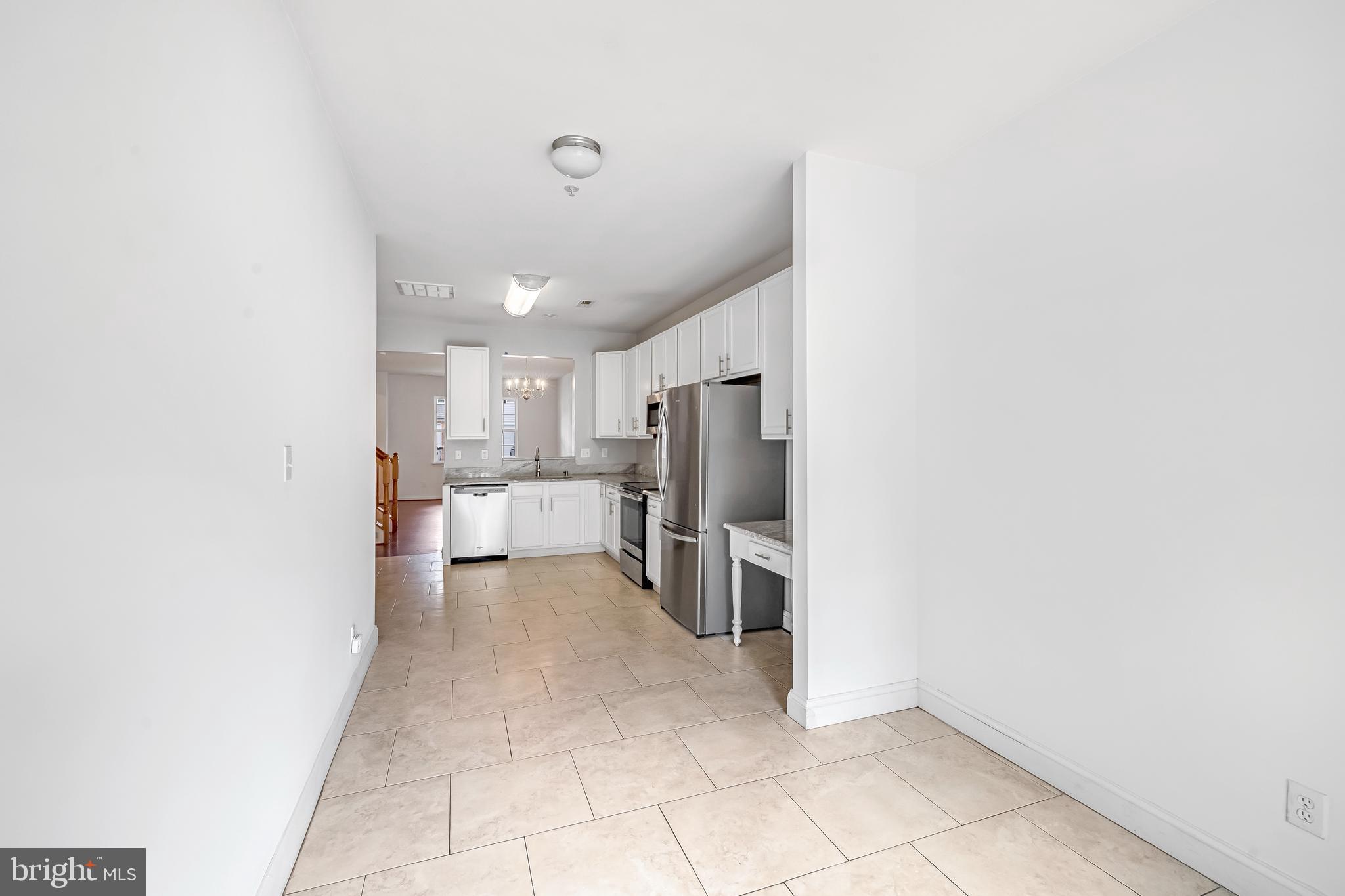 PATRIOT SQUARE - Residential Lease