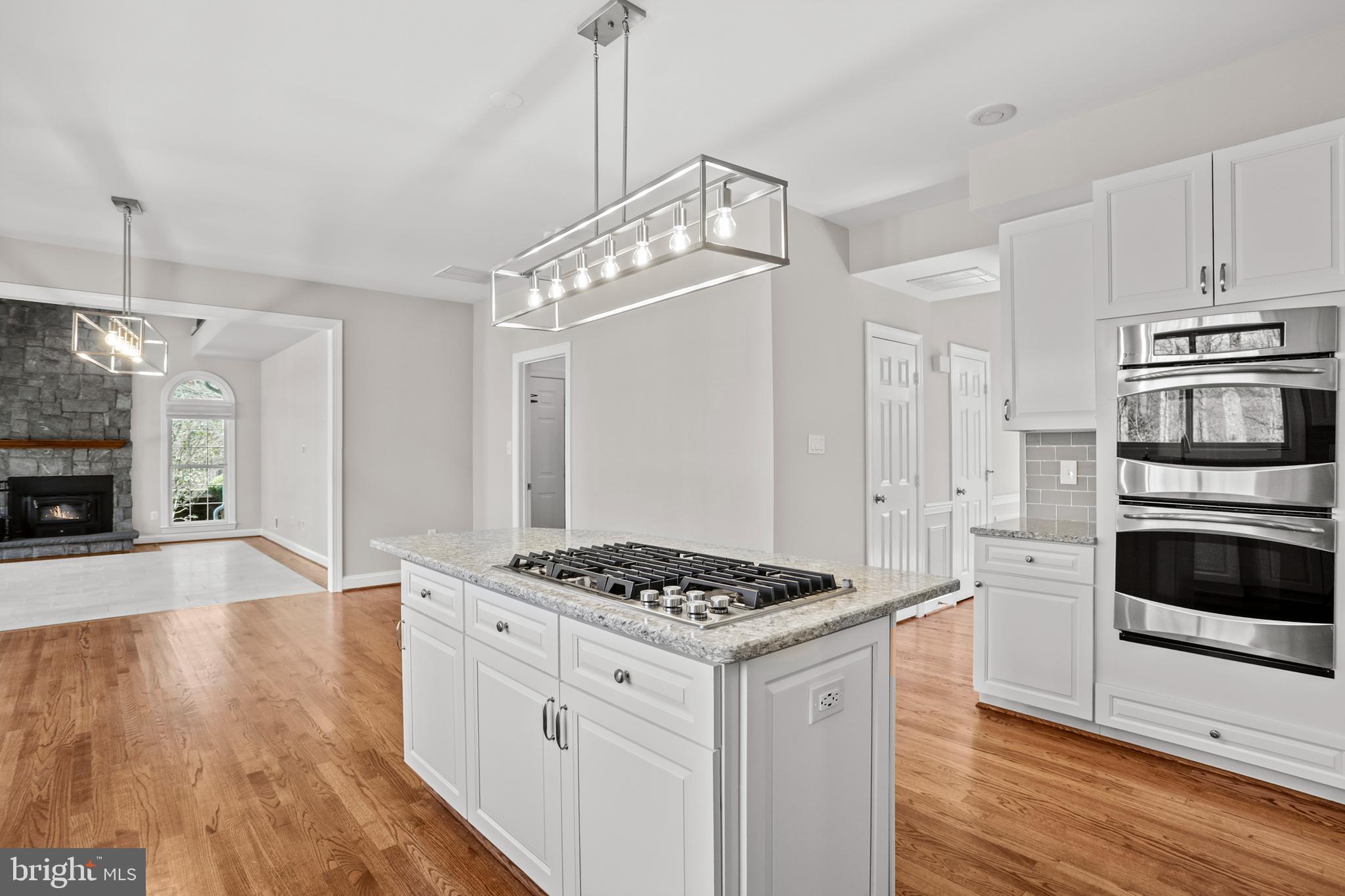 RESTON - Residential