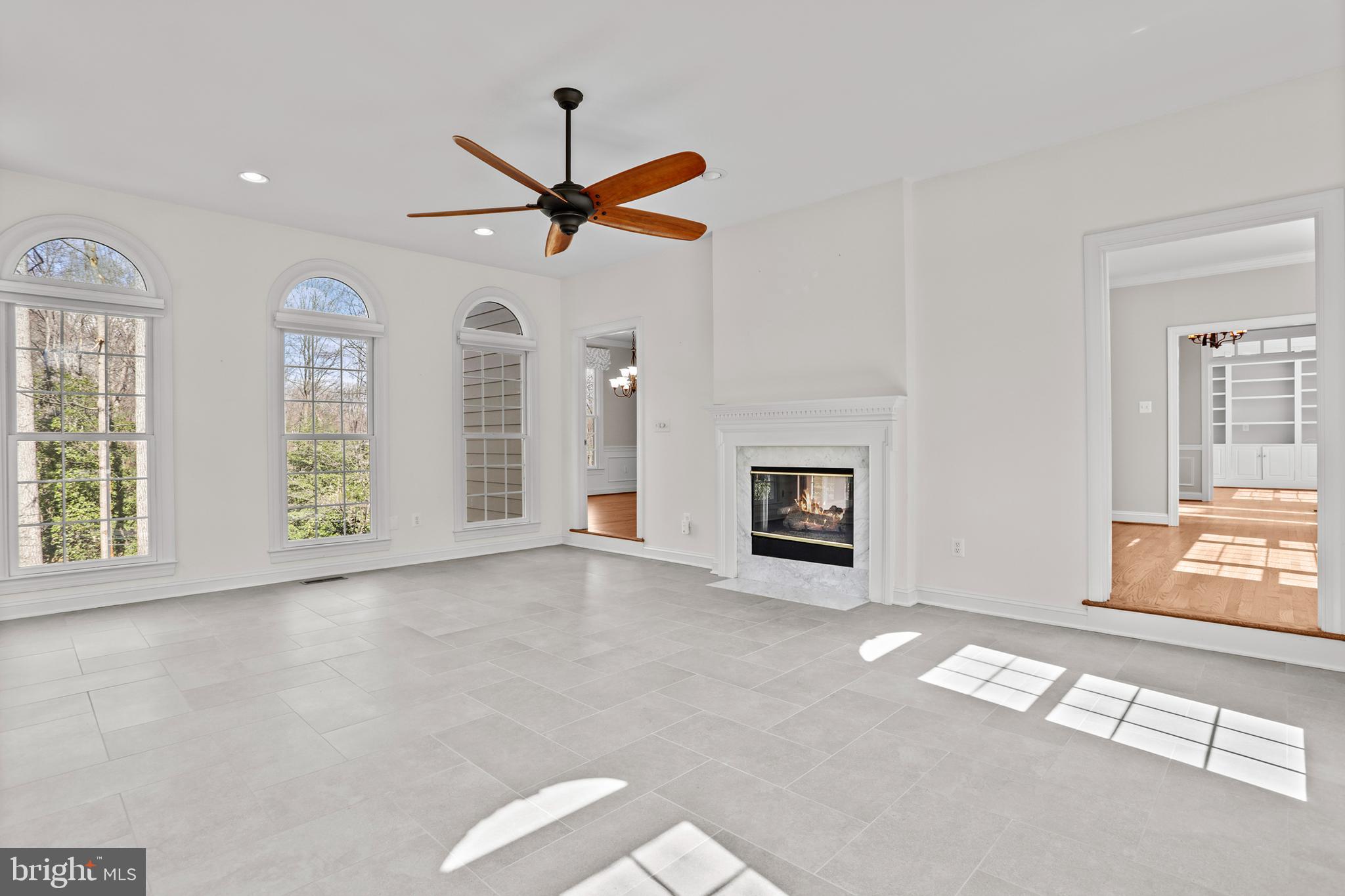 RESTON - Residential