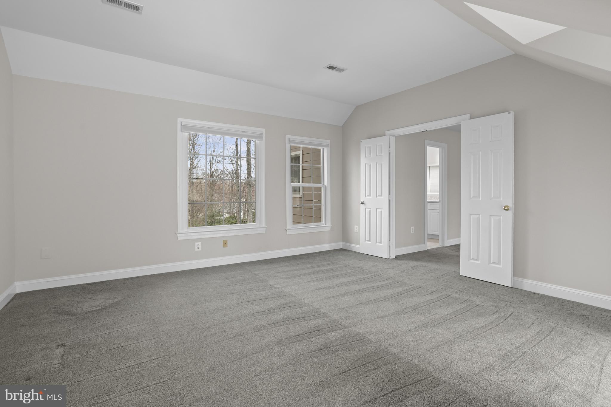 RESTON - Residential