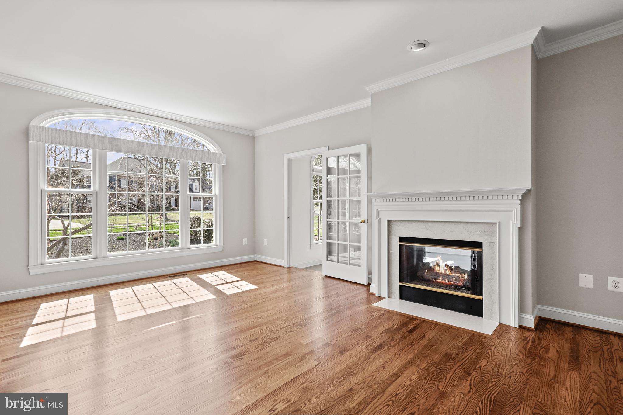 RESTON - Residential