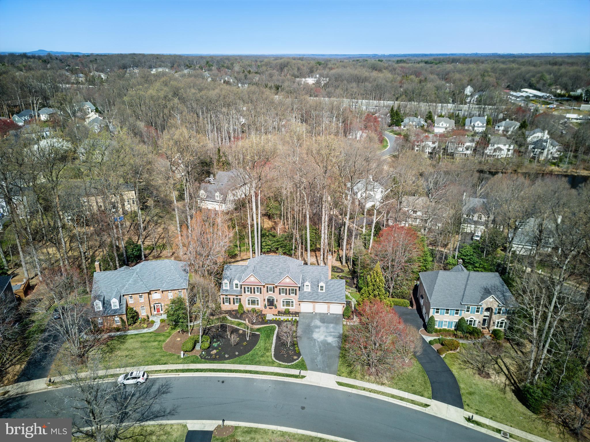 RESTON - Residential