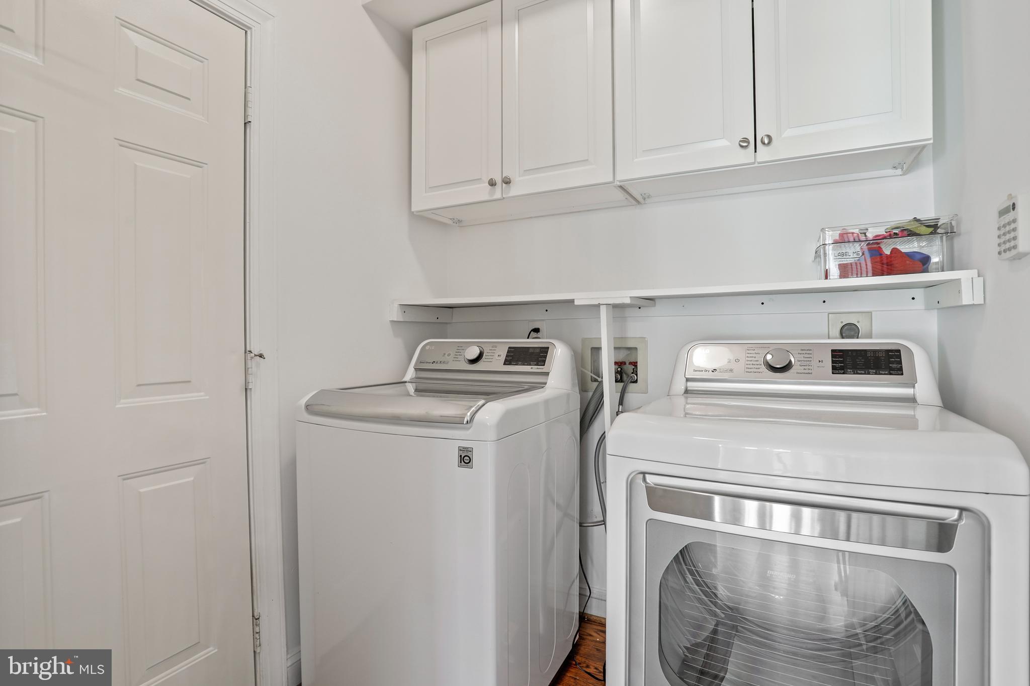 RESTON - Residential