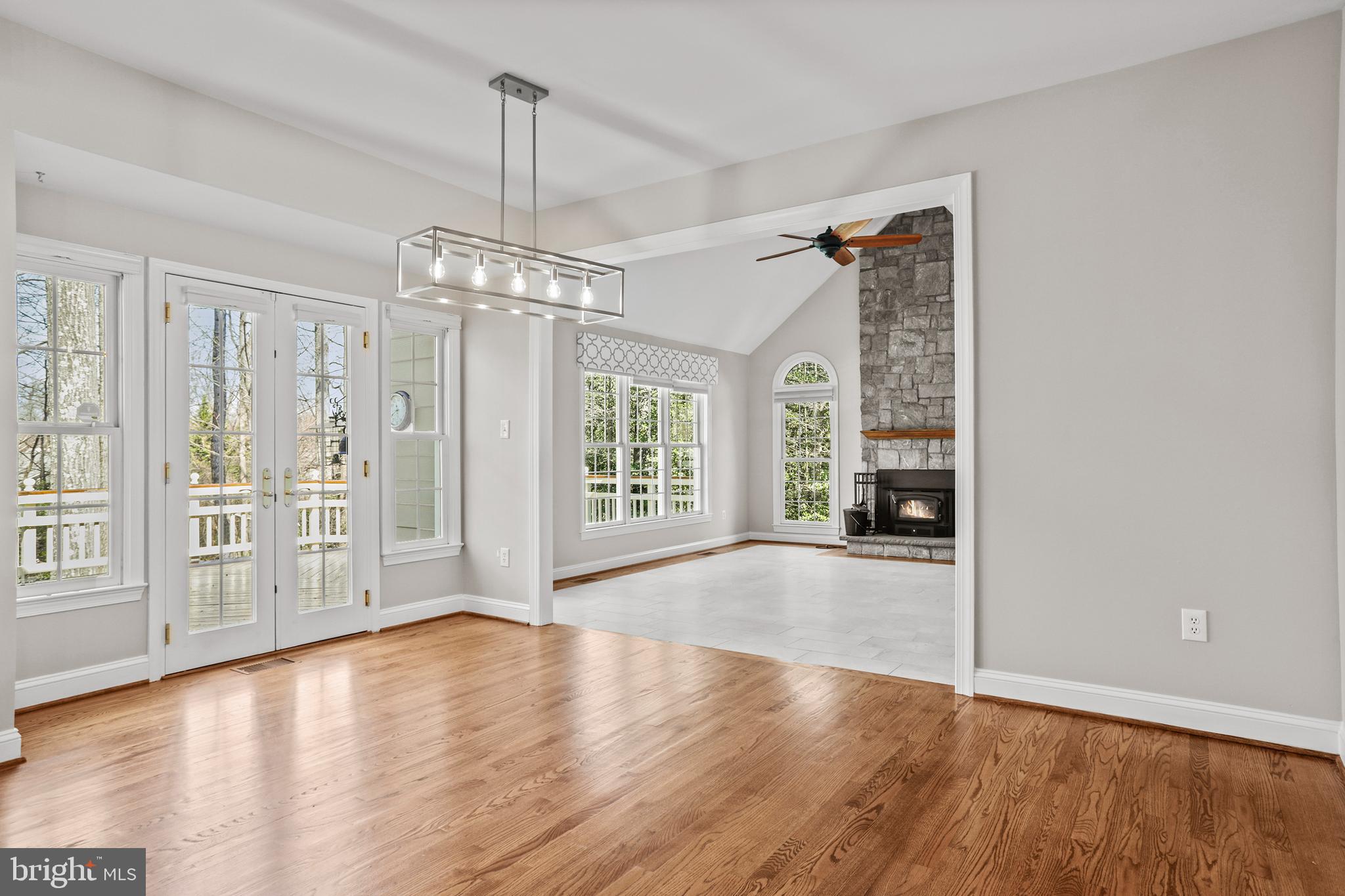 RESTON - Residential