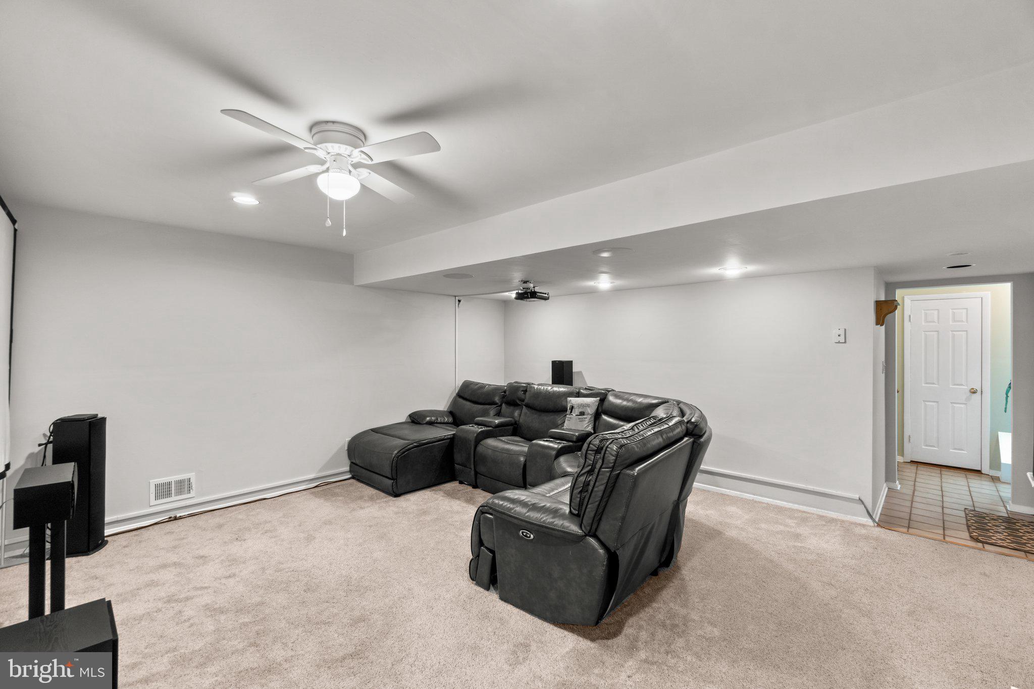 WOODLAND VILLAGE - Residential