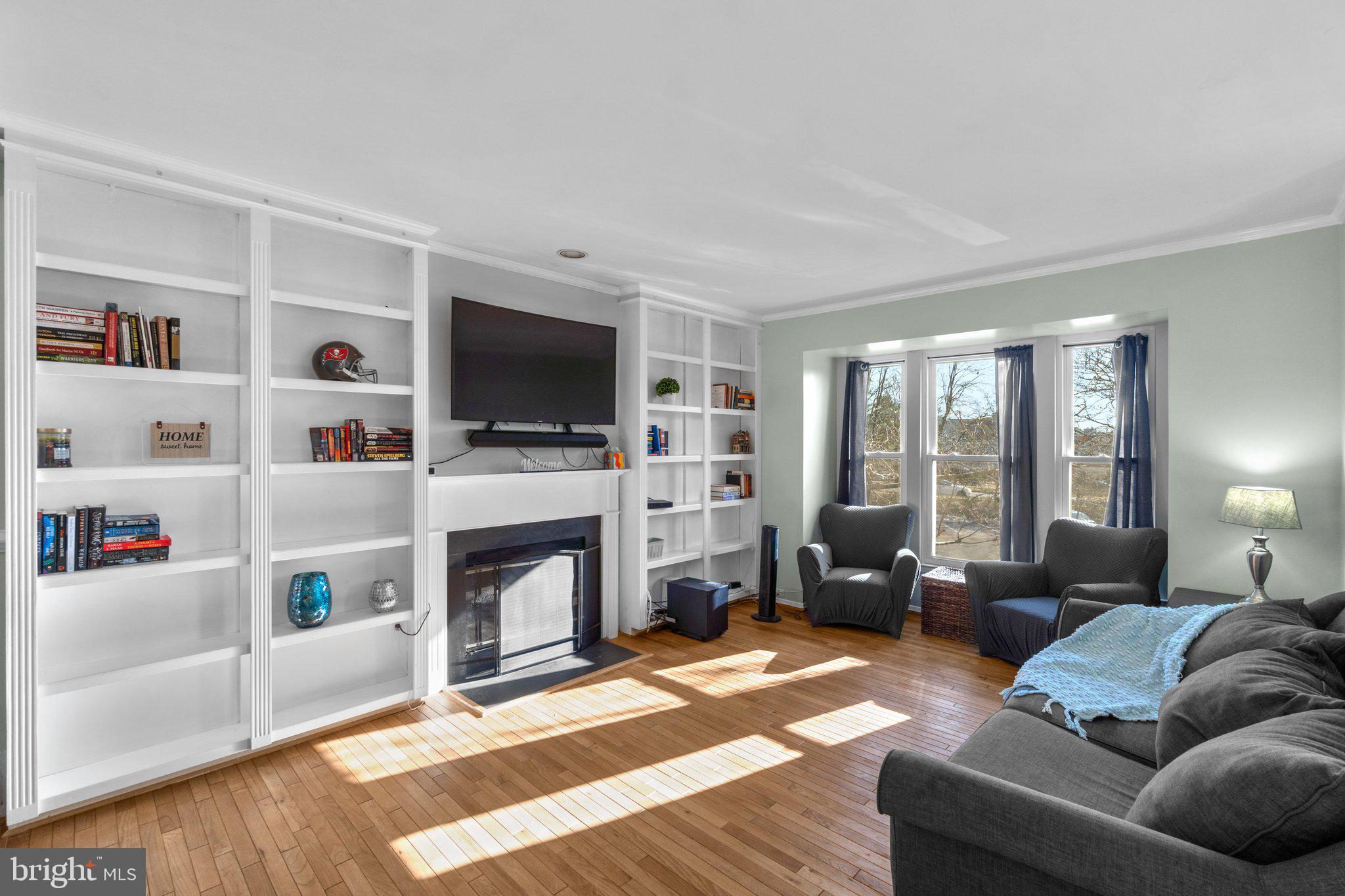 WOODLAND VILLAGE - Residential