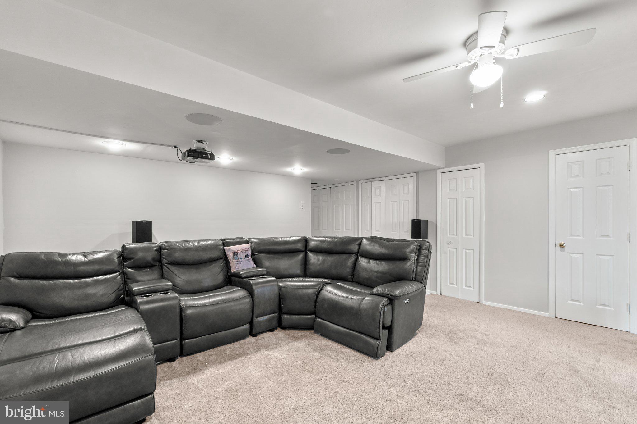 WOODLAND VILLAGE - Residential