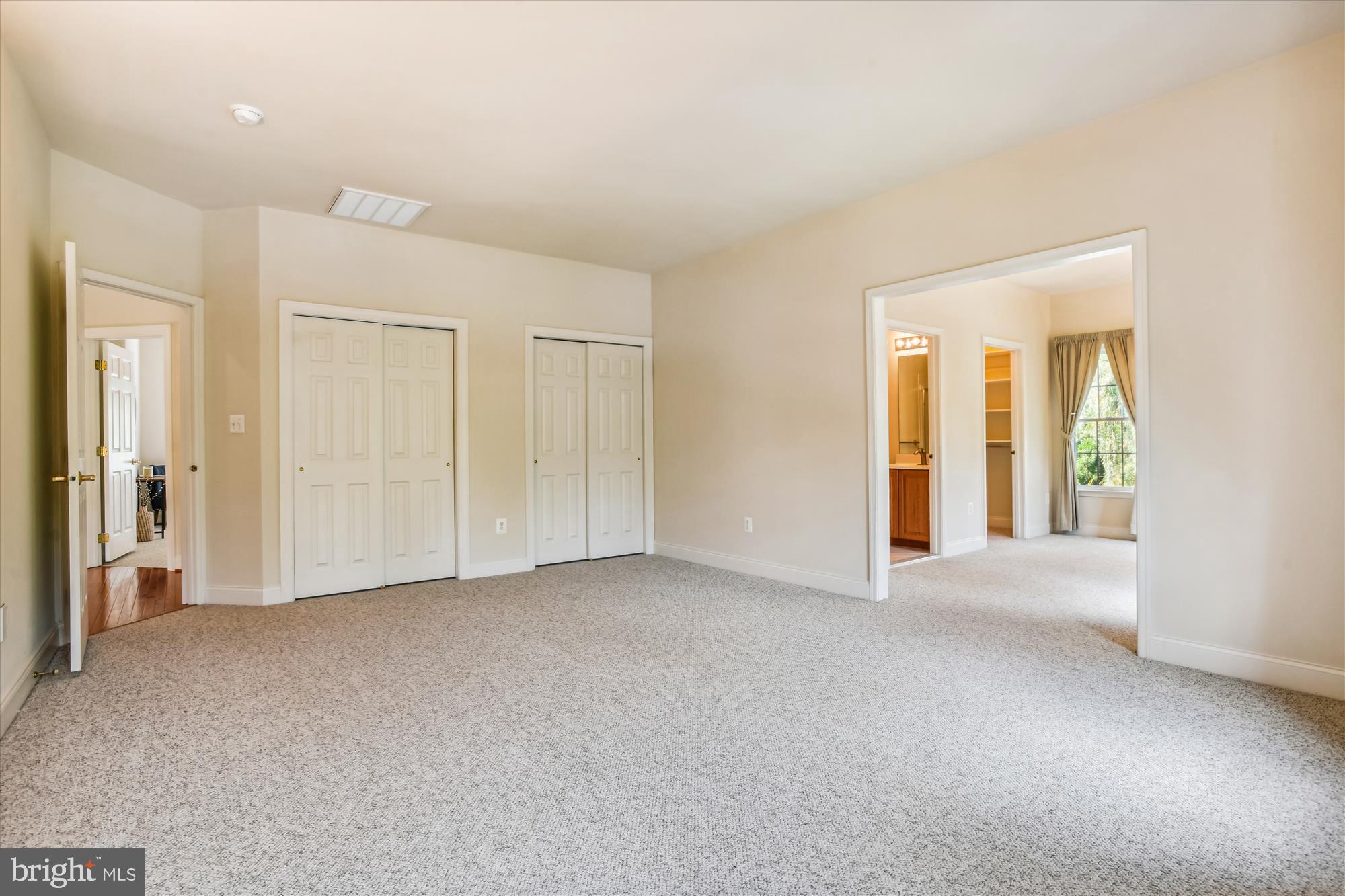 HUNT VALLEY CHASE - Residential