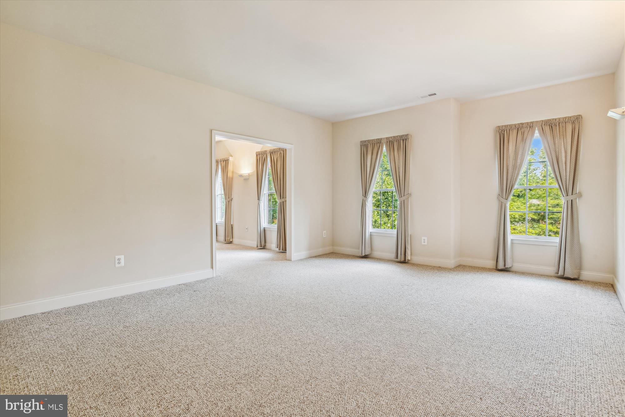 HUNT VALLEY CHASE - Residential