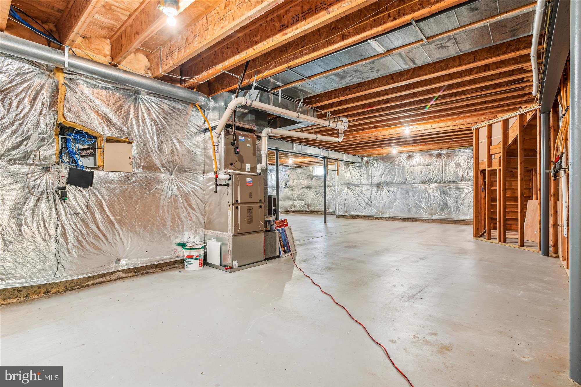 HUNT VALLEY CHASE - Residential