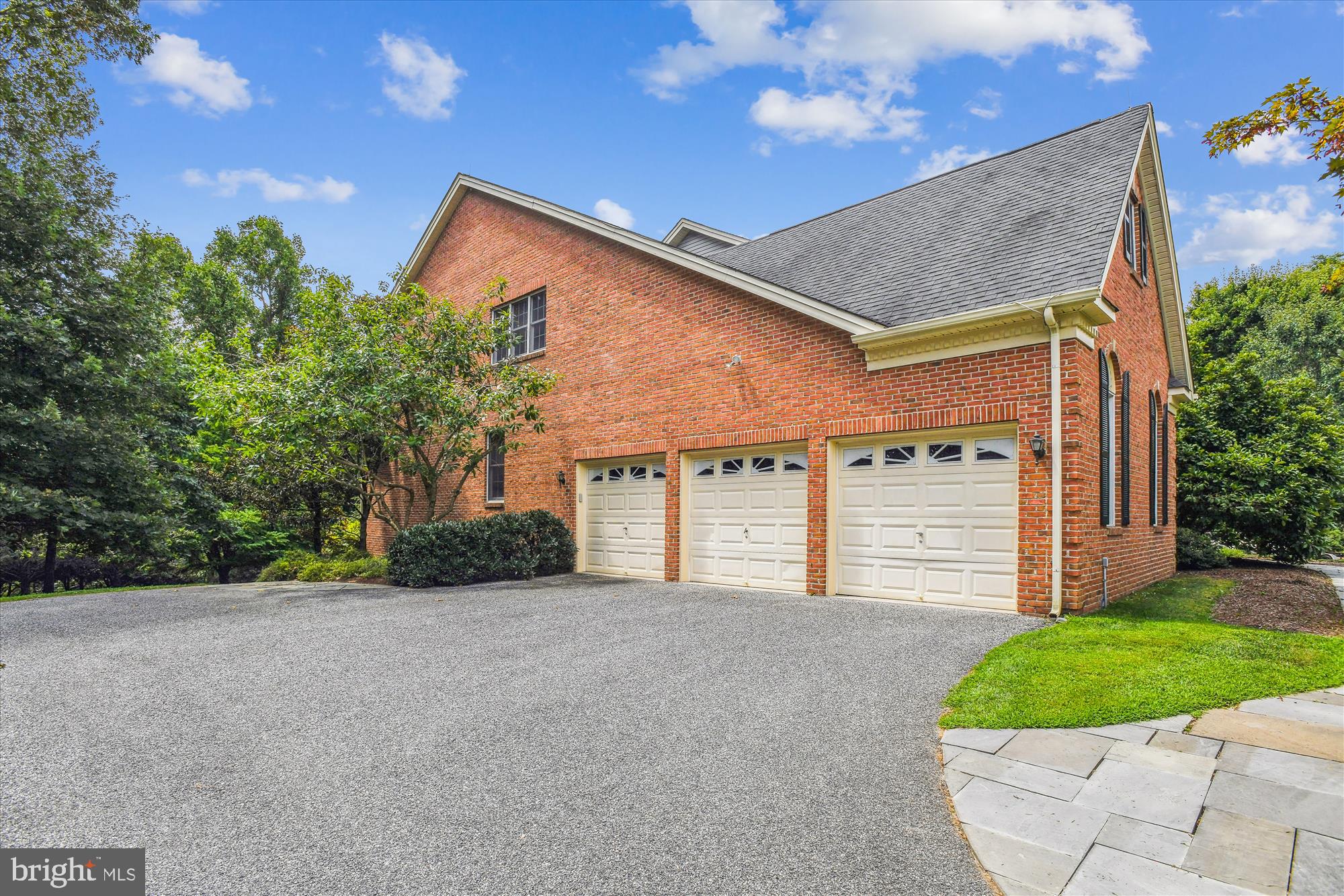 HUNT VALLEY CHASE - Residential