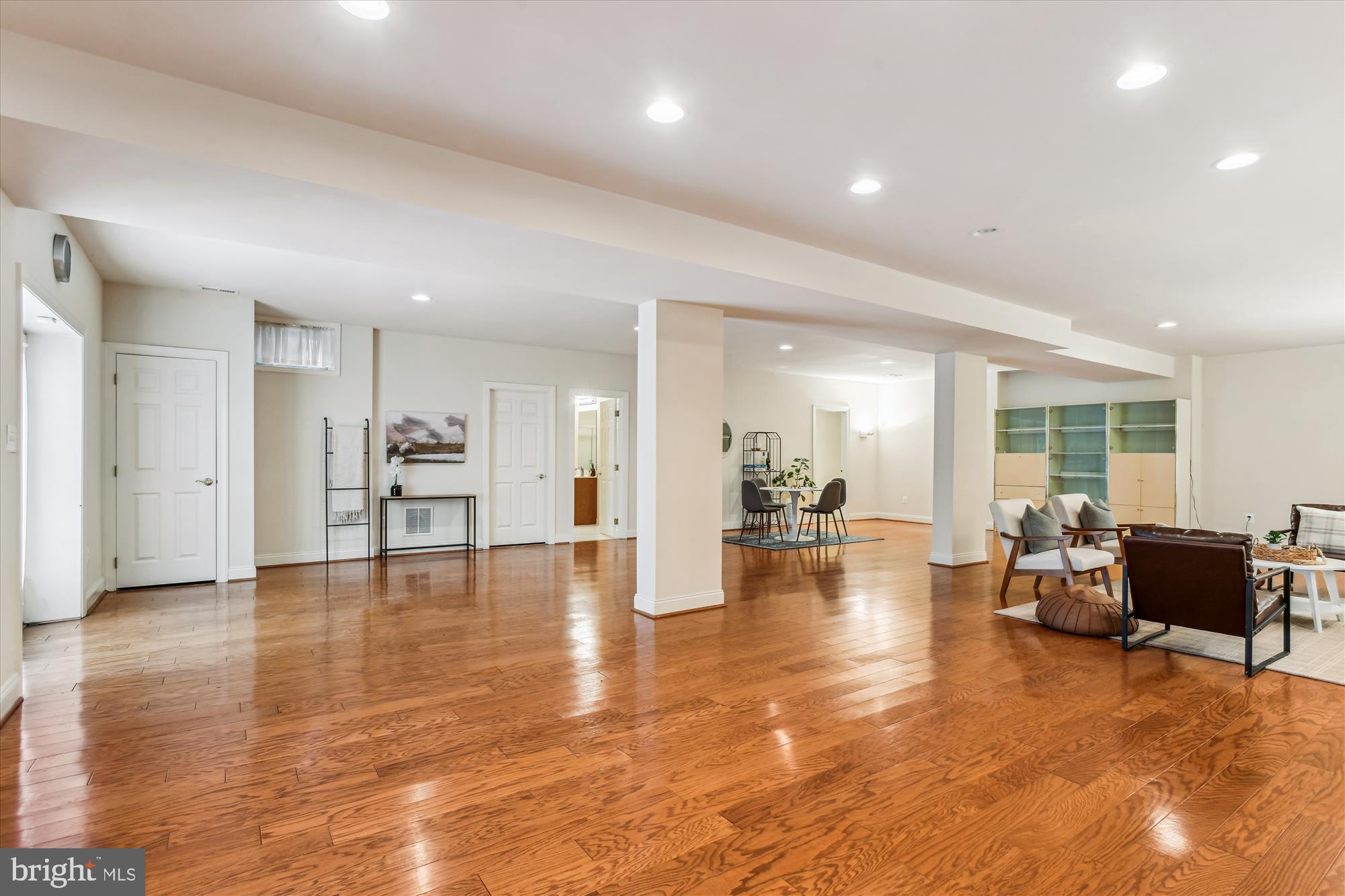 HUNT VALLEY CHASE - Residential