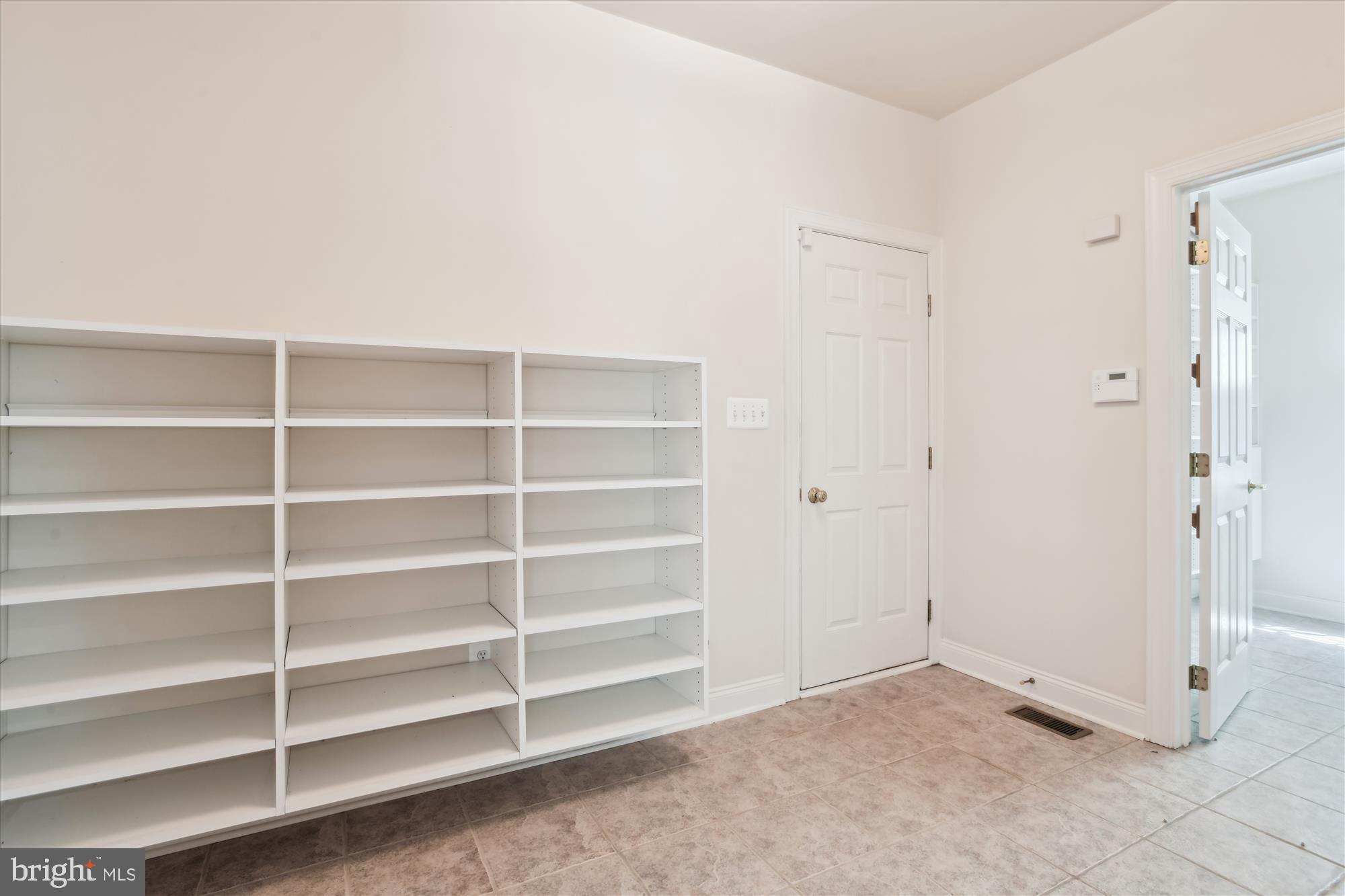 HUNT VALLEY CHASE - Residential