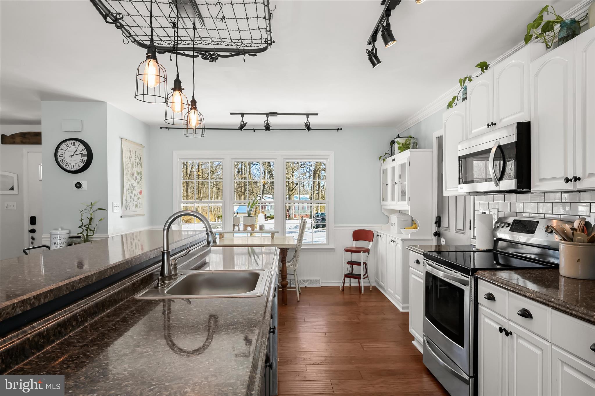 LINTON SPRINGS - Residential