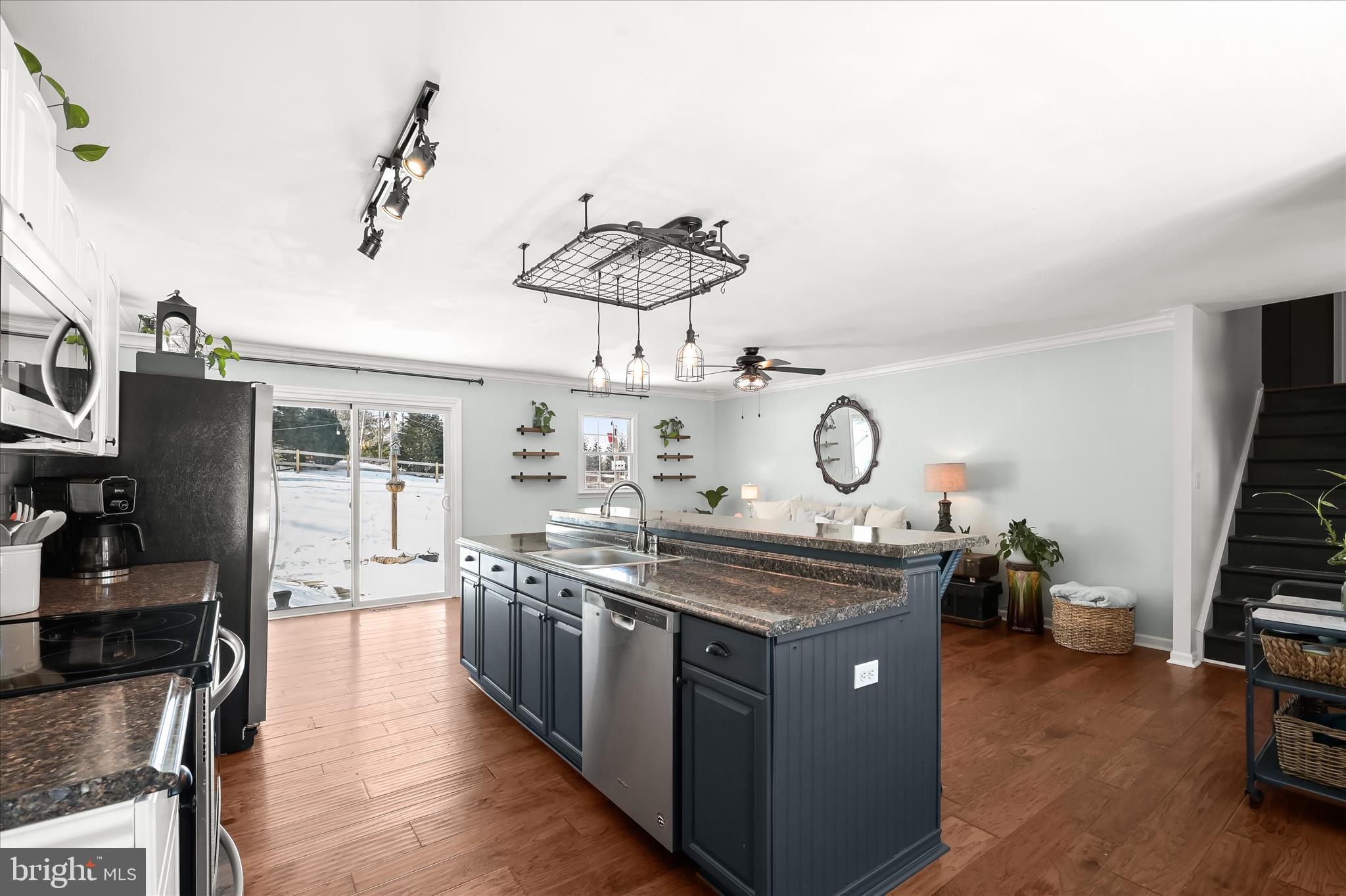 LINTON SPRINGS - Residential