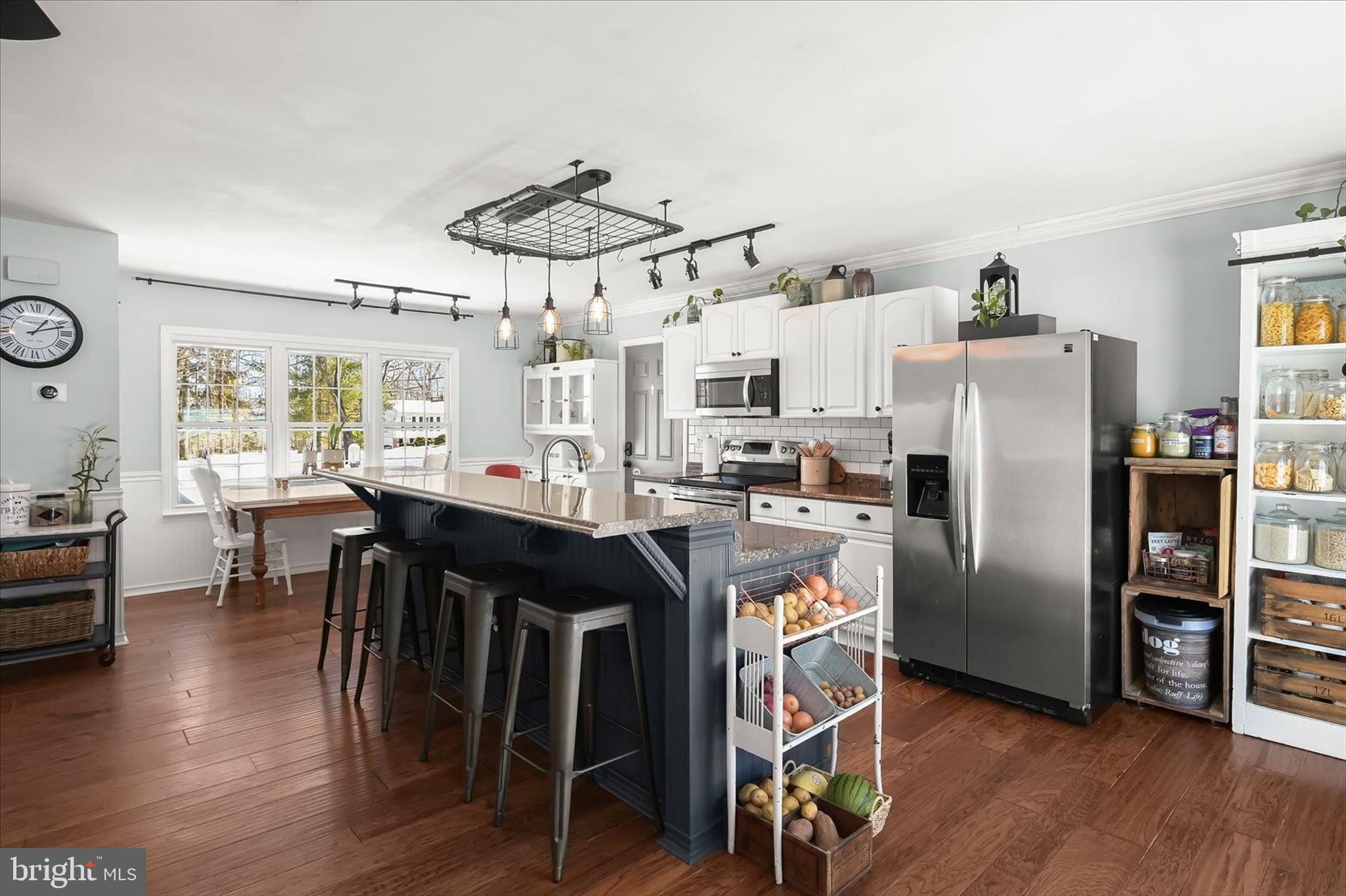 LINTON SPRINGS - Residential