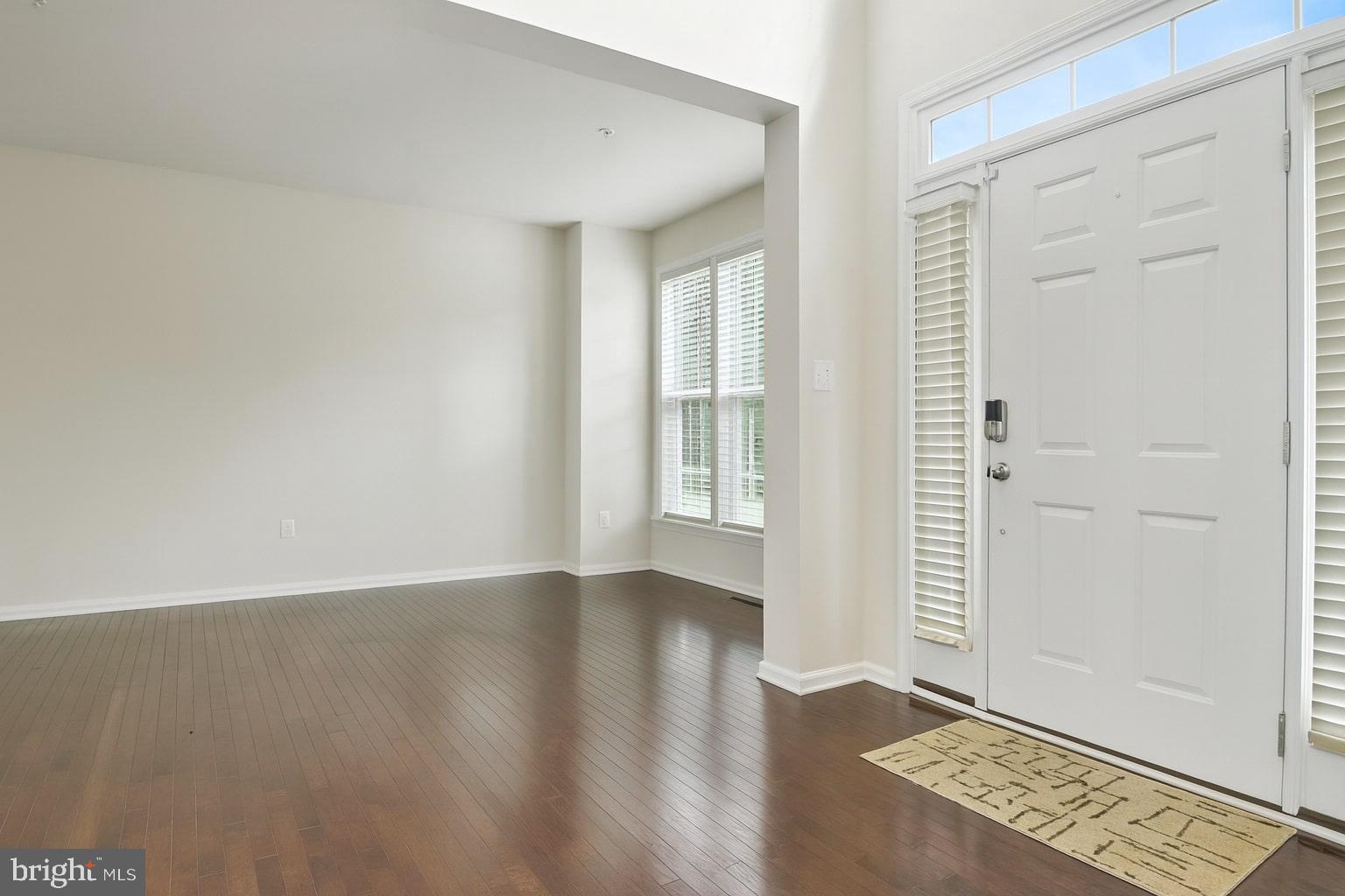 WOODMORE TOWNE CENTRE - Residential