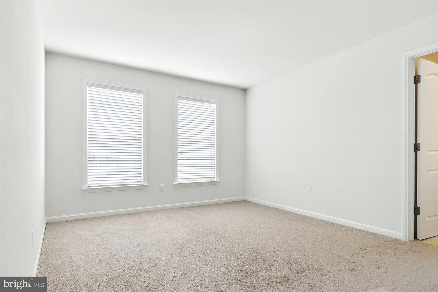 WOODMORE TOWNE CENTRE - Residential