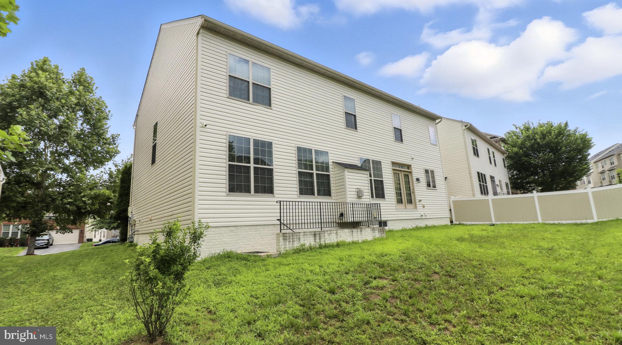 9303 GEATON PARK