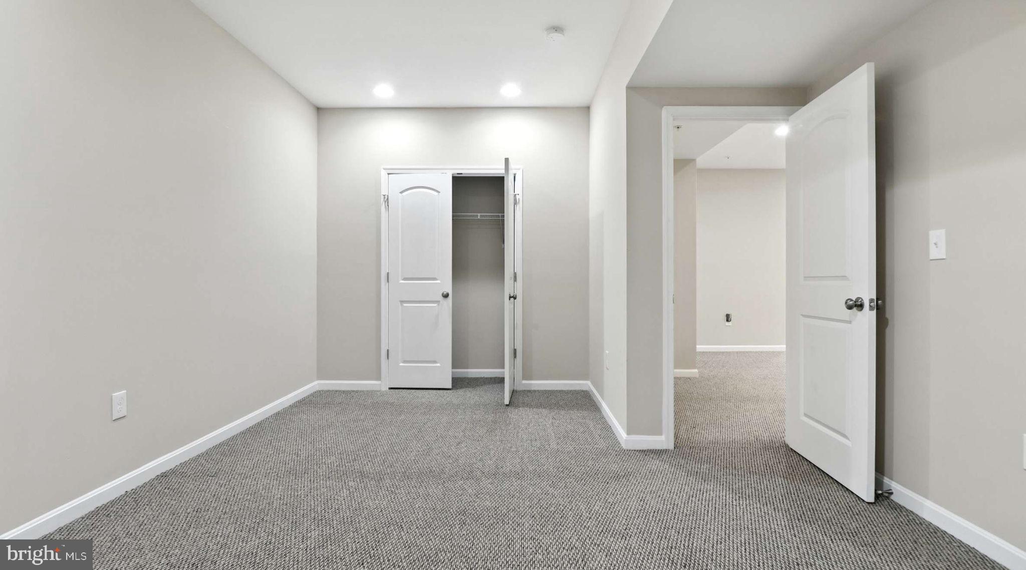 WOODMORE TOWNE CENTRE - Residential