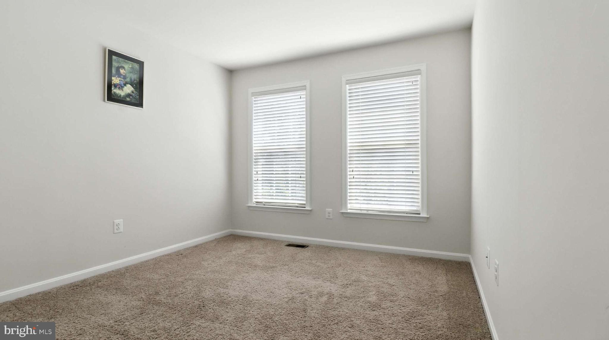 WOODMORE TOWNE CENTRE - Residential