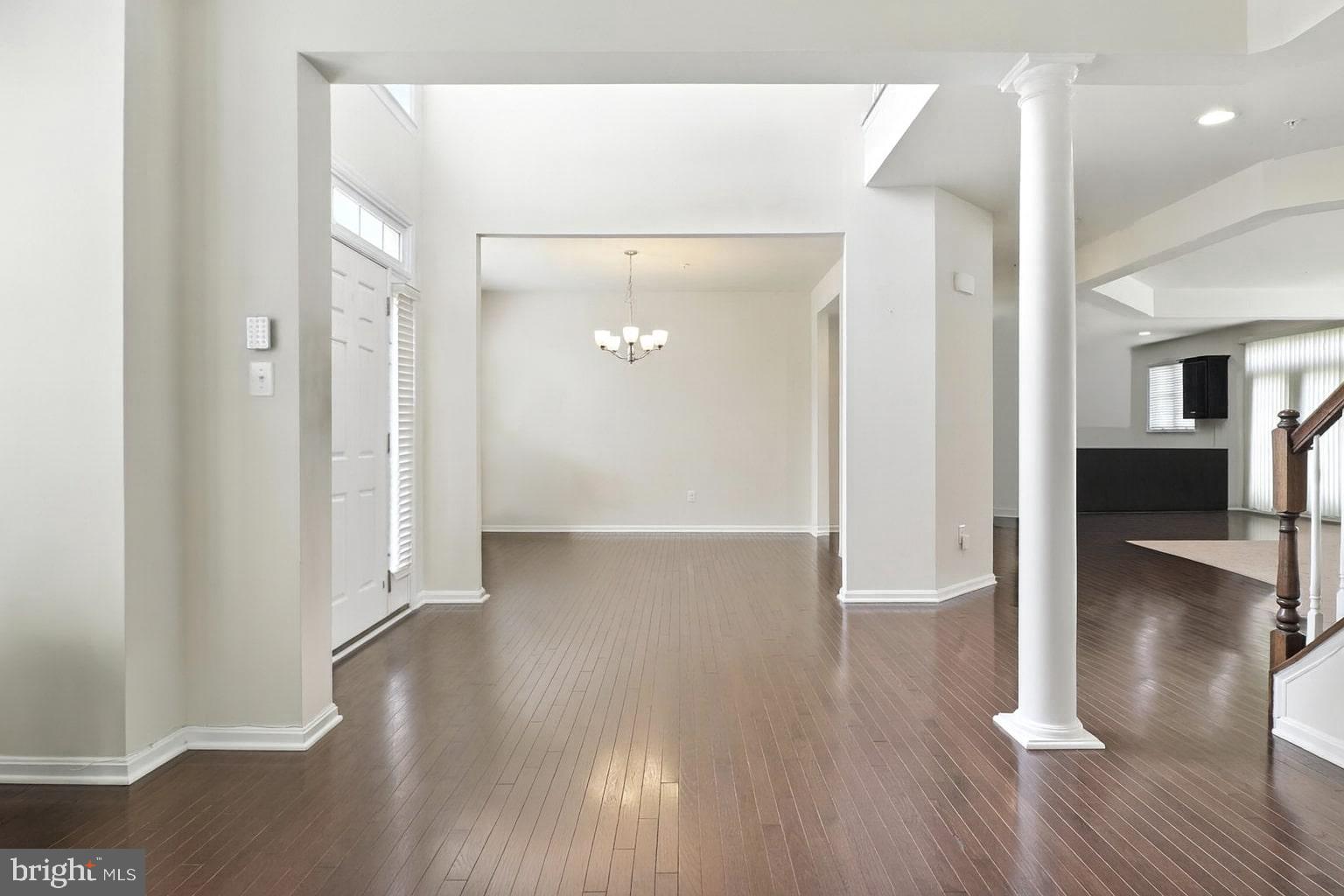 WOODMORE TOWNE CENTRE - Residential