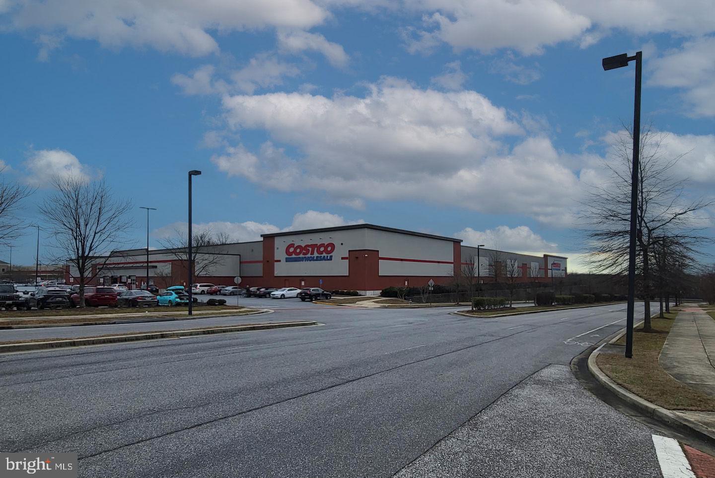 WOODMORE TOWNE CENTRE - Residential