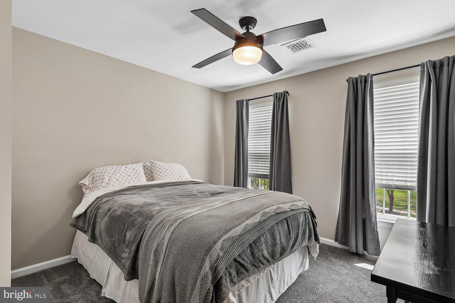 FARMINGTON VILLAGE - Residential