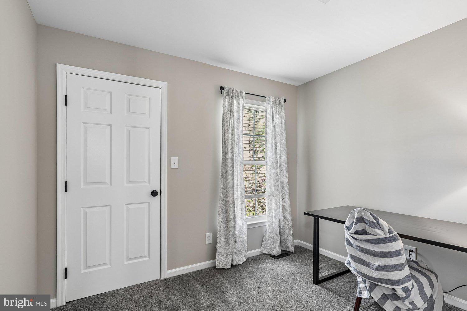 FARMINGTON VILLAGE - Residential