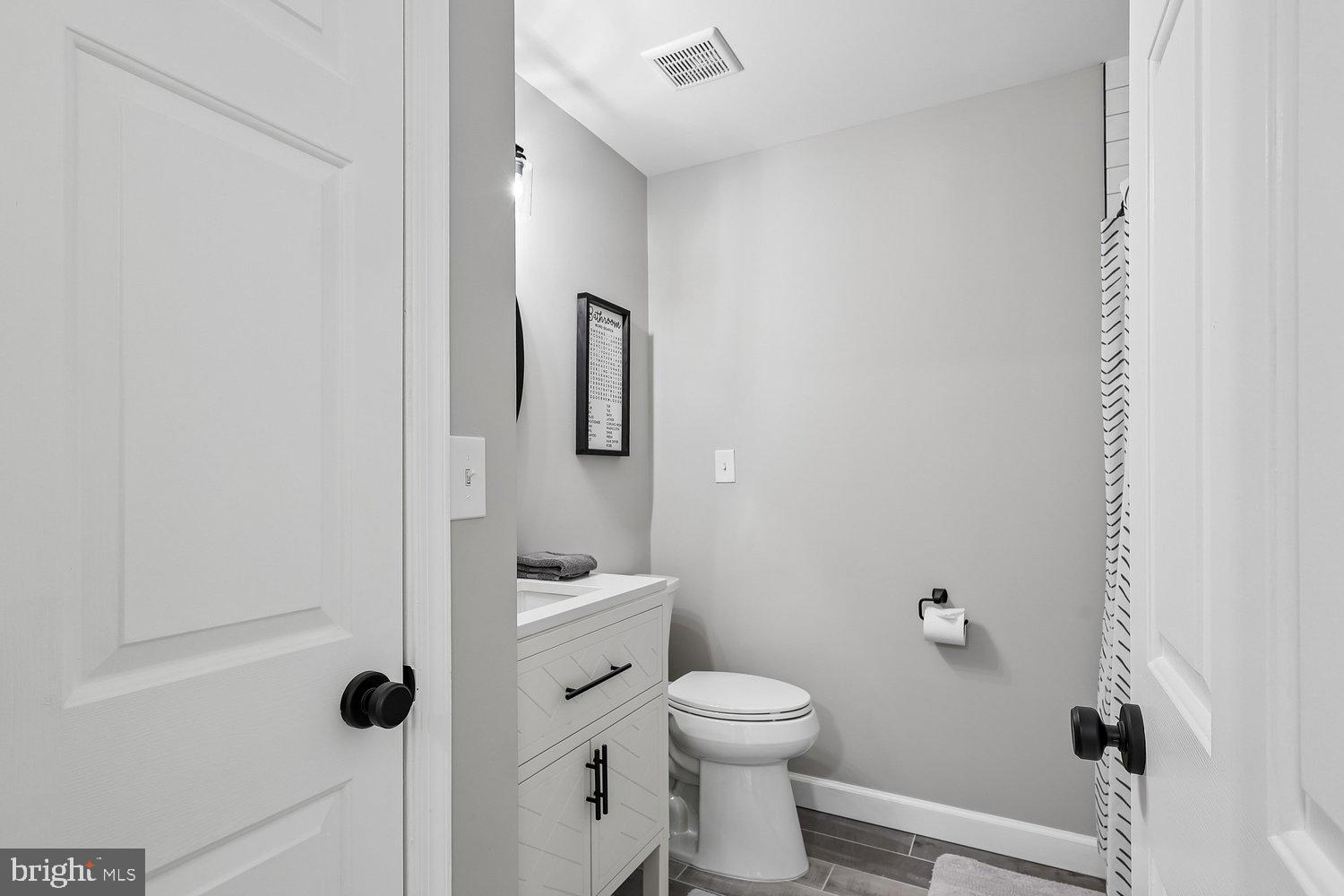 FARMINGTON VILLAGE - Residential