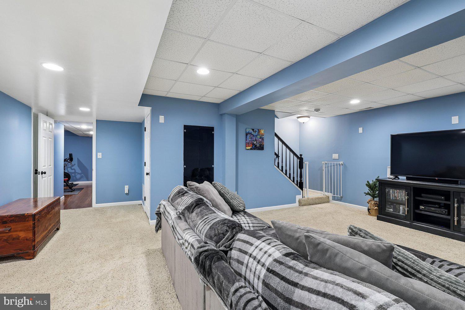 FARMINGTON VILLAGE - Residential