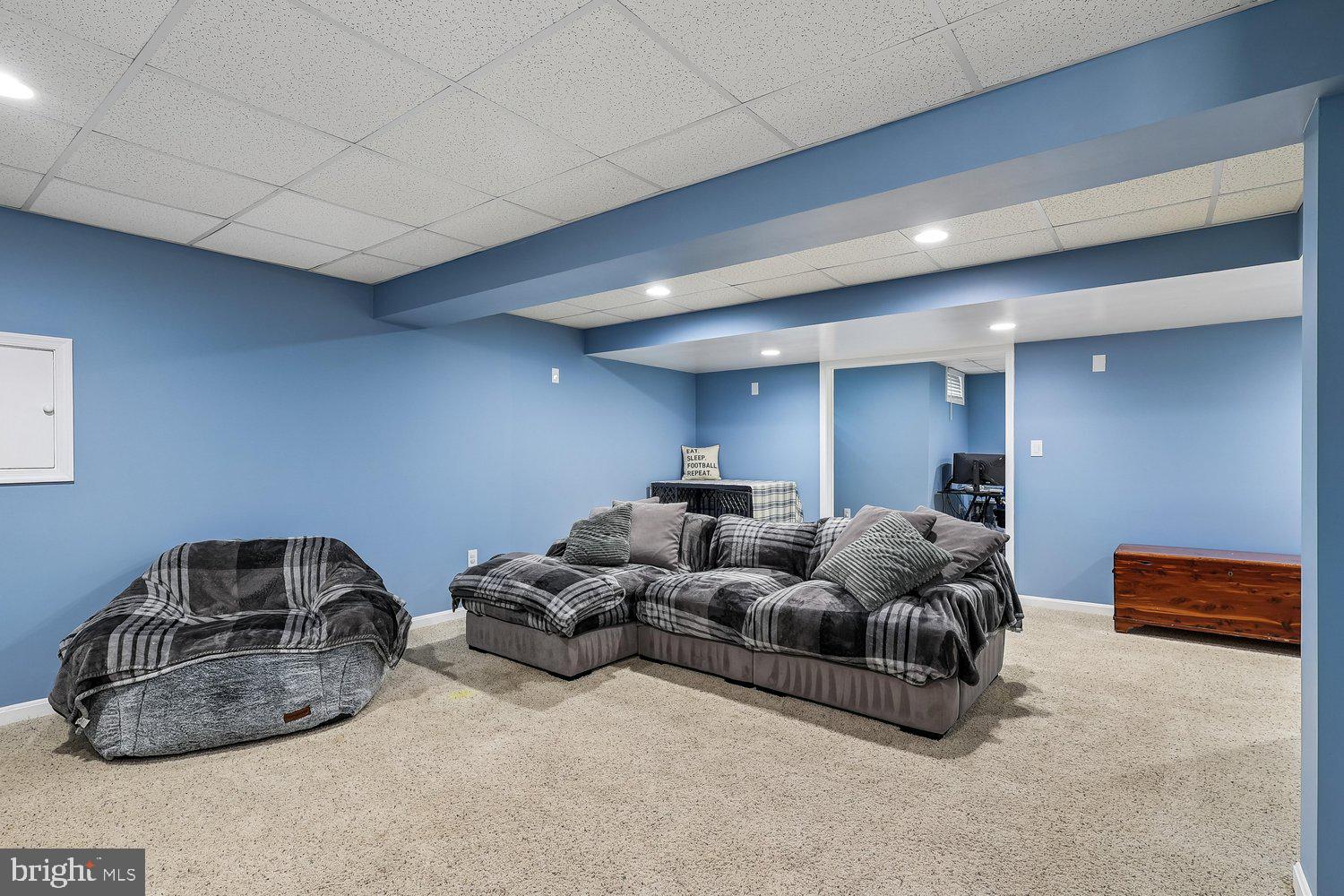 FARMINGTON VILLAGE - Residential