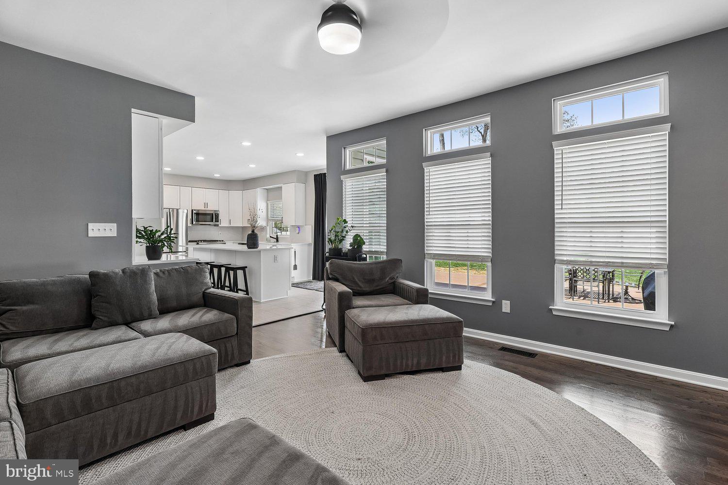 FARMINGTON VILLAGE - Residential