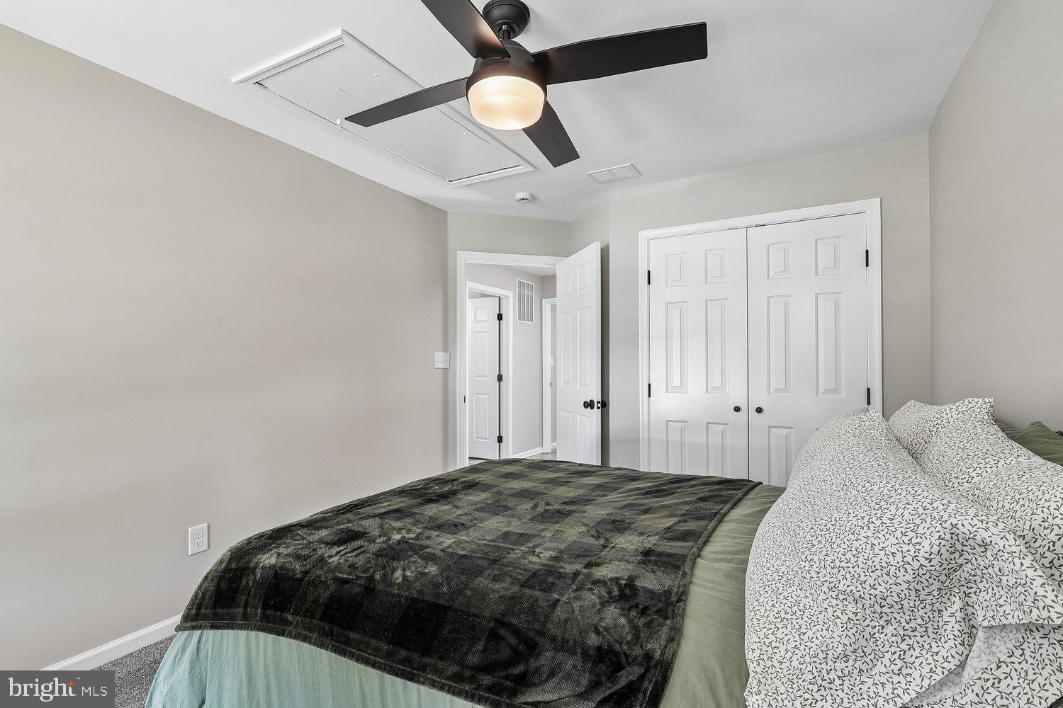 FARMINGTON VILLAGE - Residential