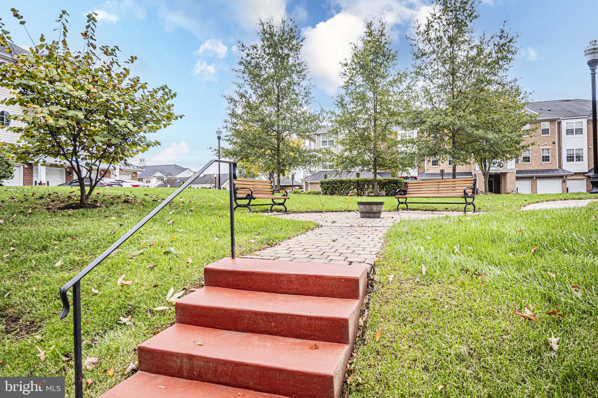 CARROLLS CREEK - Residential