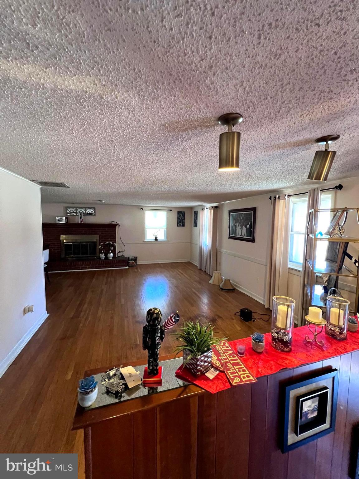 6364 CROCKETT LANE