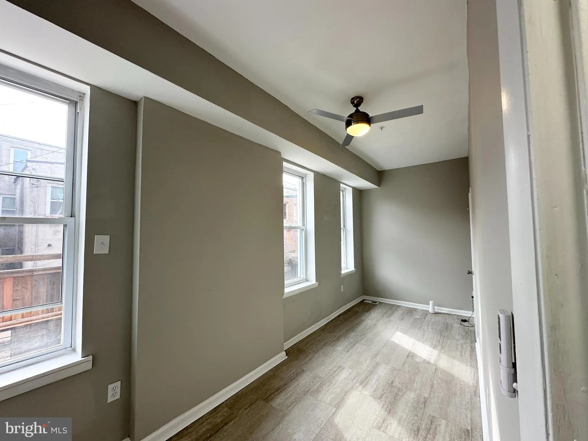 Baltimore, Maryland 21218, United States, 3 Bedrooms Bedrooms, ,1 BathroomBathrooms,Residential,Active,30703