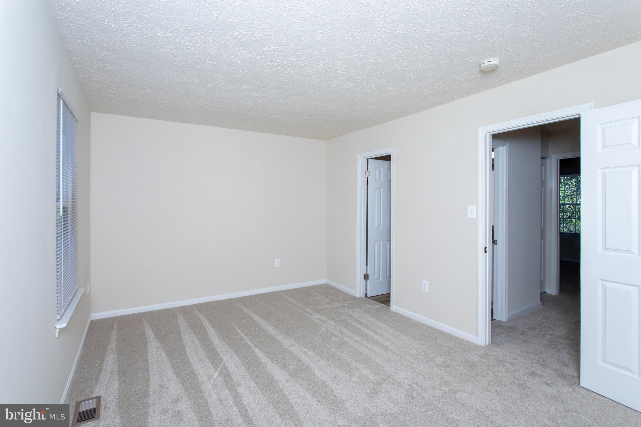 RIVERSIDE RUN - Residential