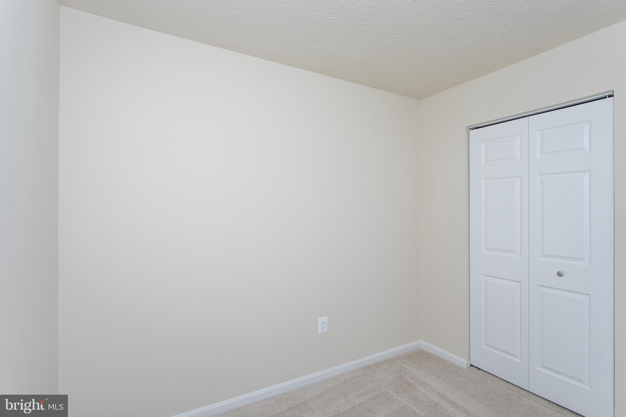 RIVERSIDE RUN - Residential