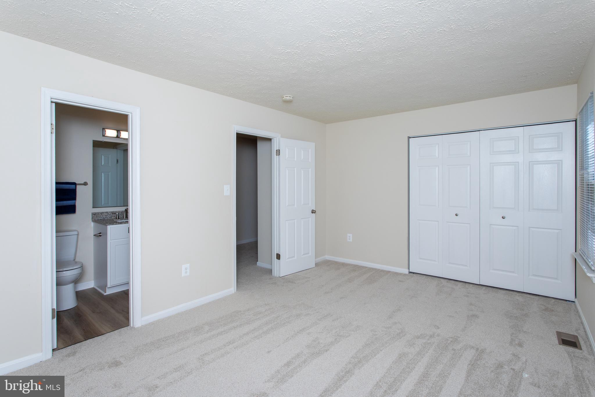 RIVERSIDE RUN - Residential