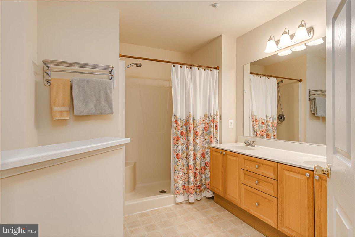 RIDGEVIEW - Residential