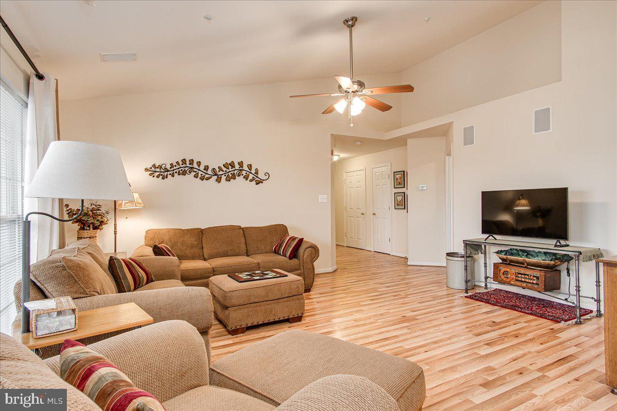 RIDGEVIEW - Residential