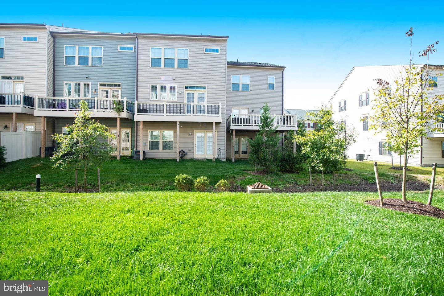 PARKSIDE - Residential Lease