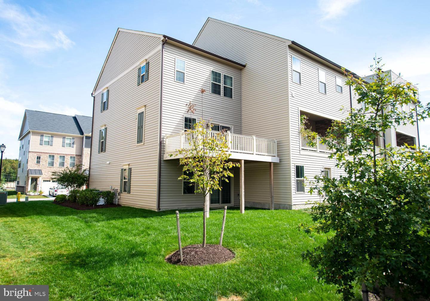 PARKSIDE - Residential Lease