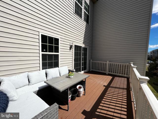 PARKSIDE - Residential Lease