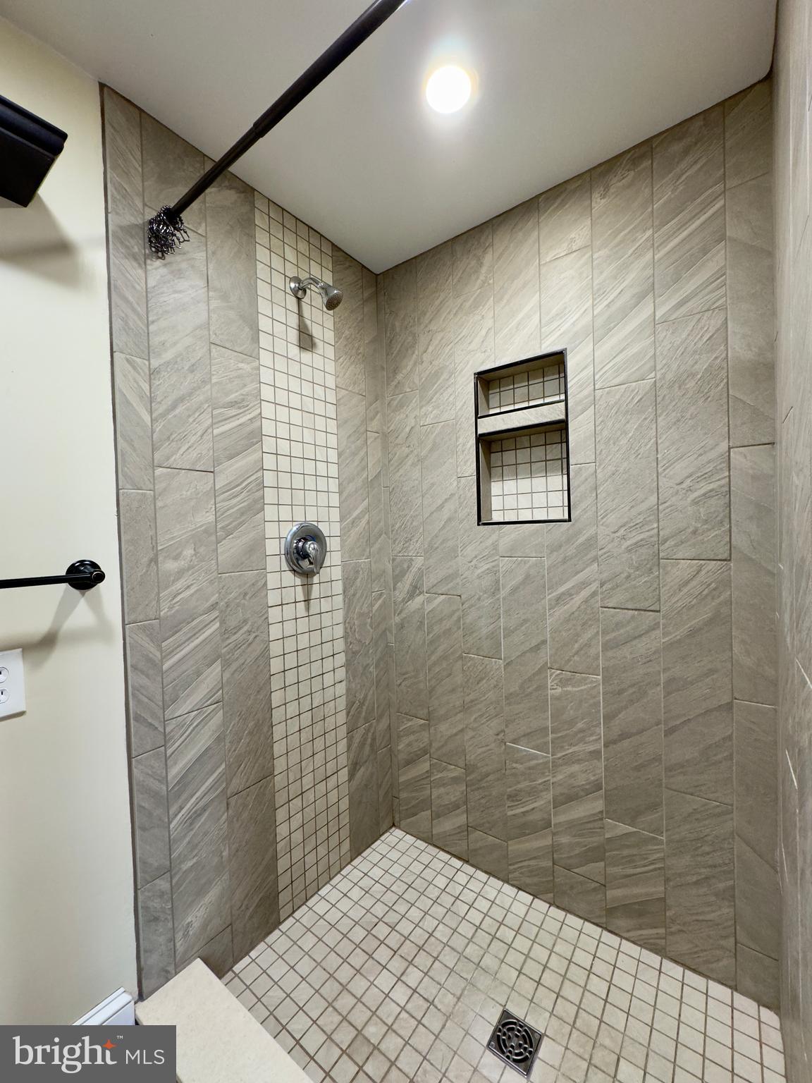 REMINGTON HISTORIC DISTRICT - Residential Lease