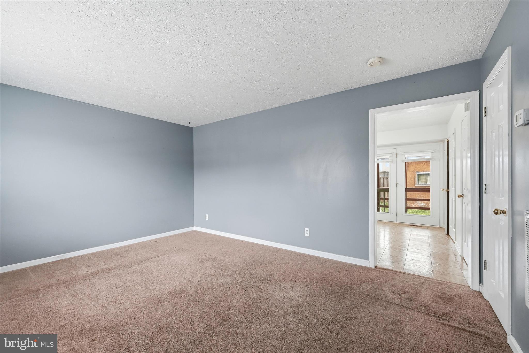 LAKEVIEW TOWNHOUSES - Residential